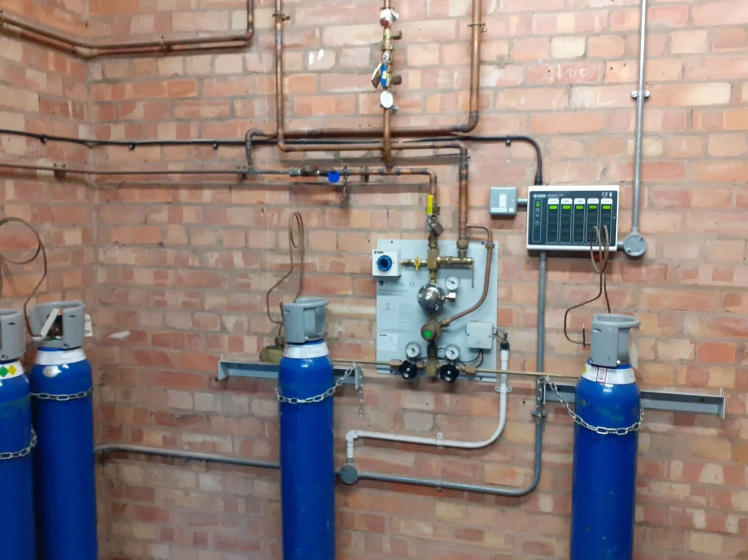 Services medical+gas+pipeline+equipment